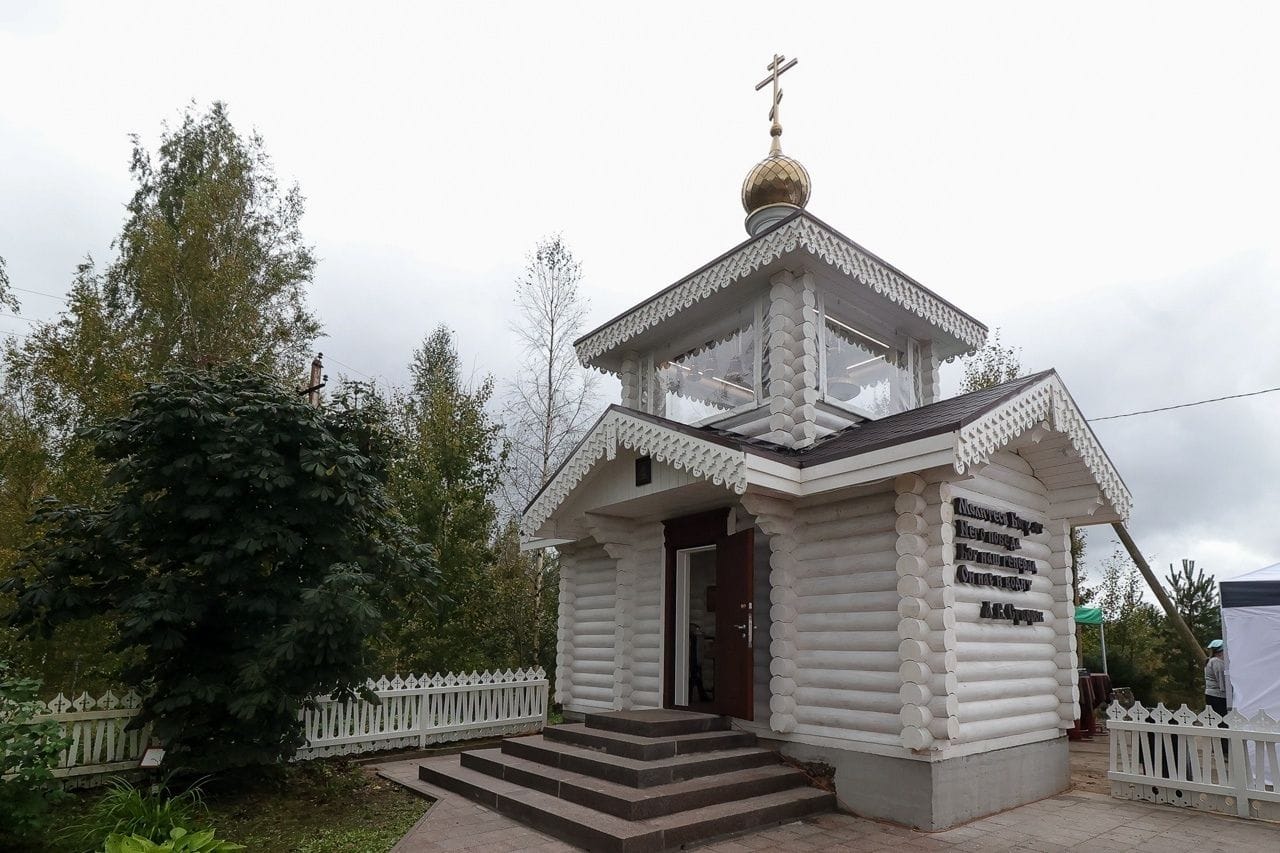 33 храма во славу войны